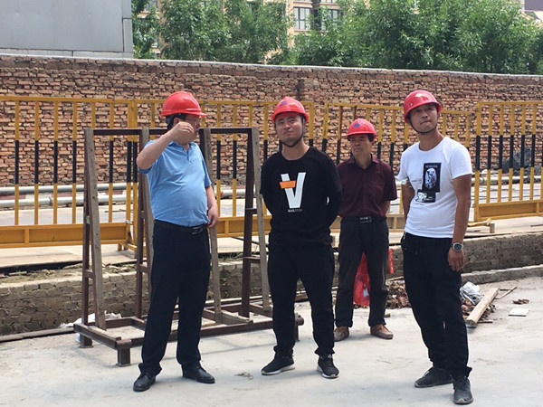 5b2cd3b55efaf.jpg 2_副本.jpg