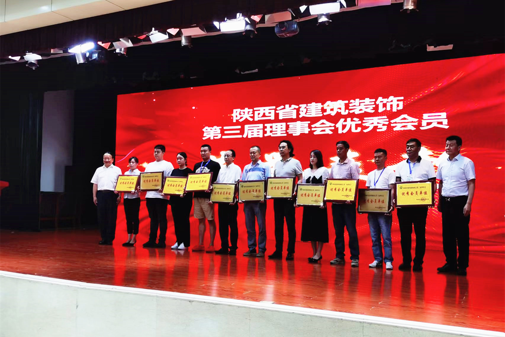 62d0e1afee1f5.jpg 省優(yōu)領(lǐng)獎(jiǎng).jpg