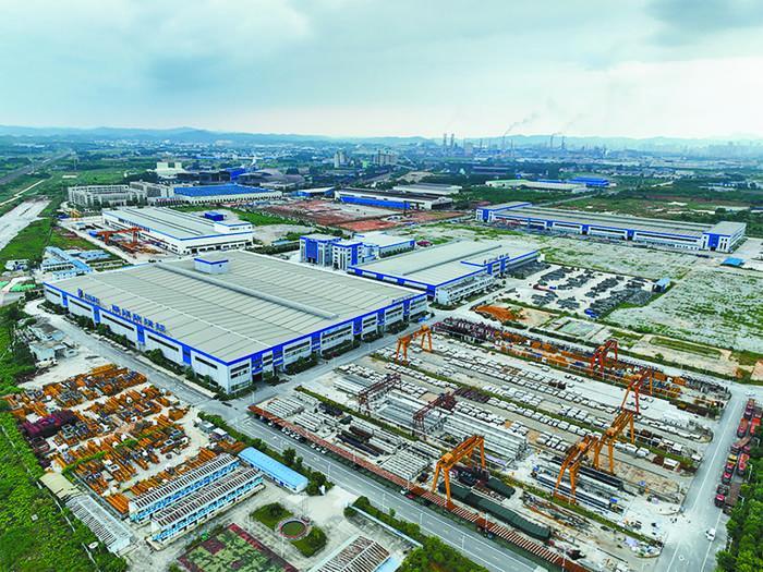 650d569f3c324.jpg 3.jpg